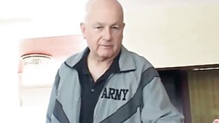 Garota com tesão seduz facilmente qualquer filmes pornôs de novinhas homem