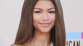 Sexo lésbico matinal filme pornô de quatro com duas amigas Morenas