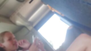Casal ensina estudante foda beijo filme pornô empregado comendo a patroa de óculos